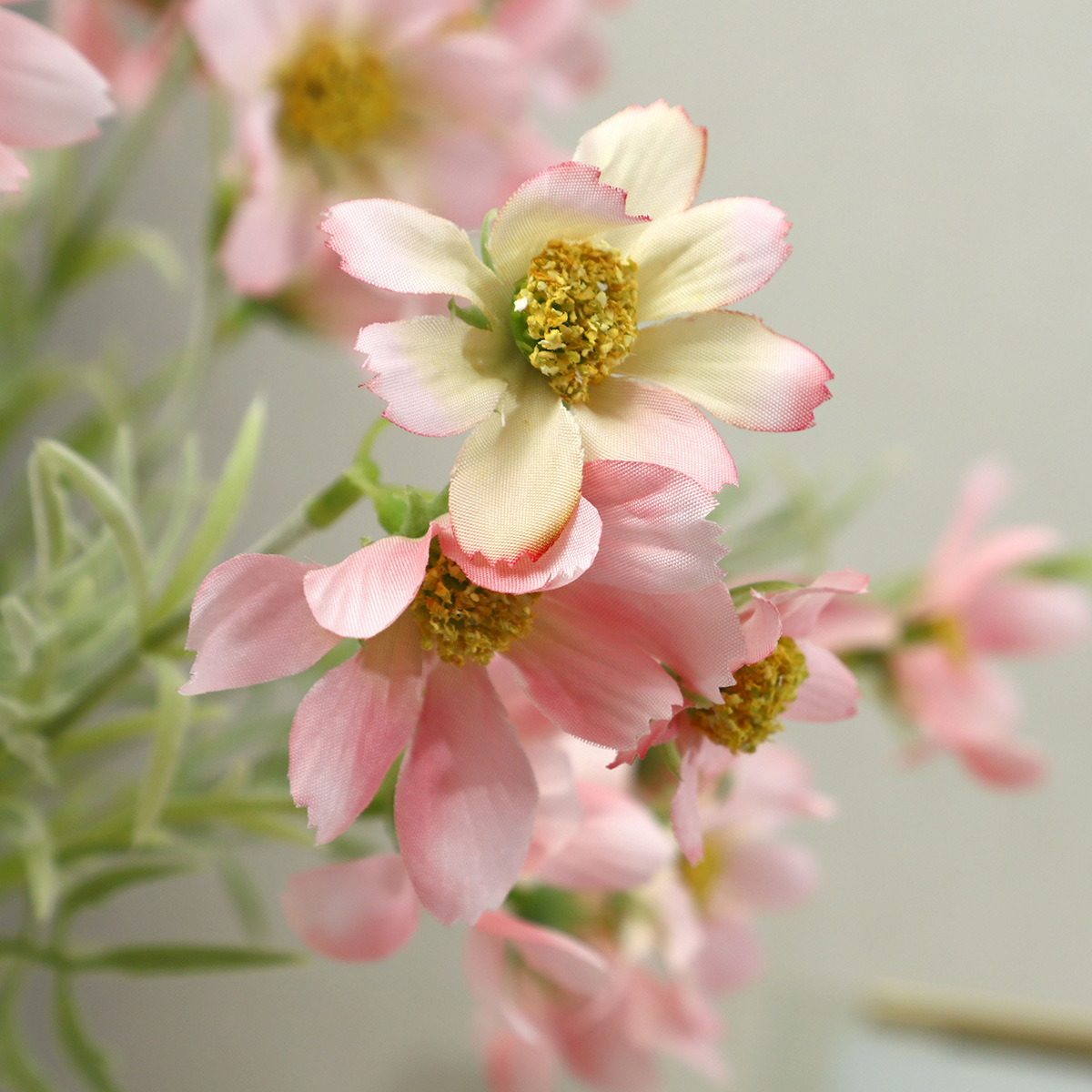10 Buah Bunga Buatan 6 Kepala  - Home Decor Daisy ulasan dan harga