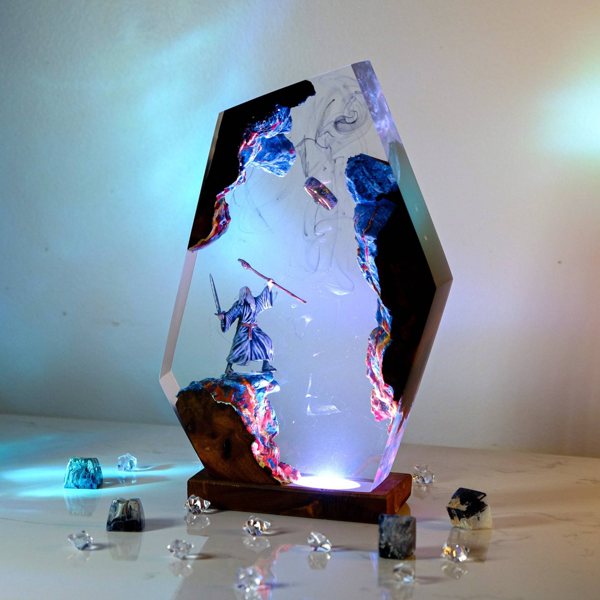 Lampu Resin Figur Adegan Film  - Home Decor Unique ulasan dan harga